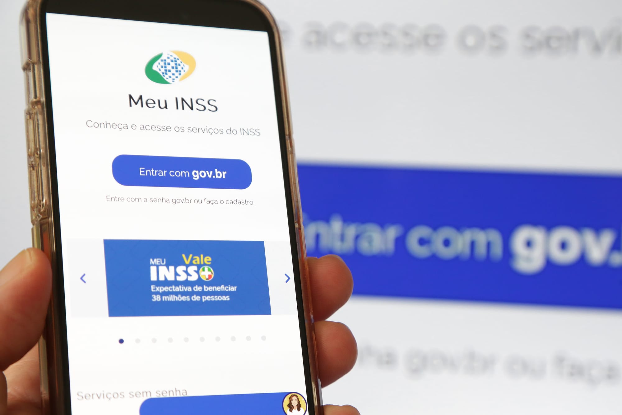 INSS cria força-tarefa para atualizar dados de pessoas que recebem BPC